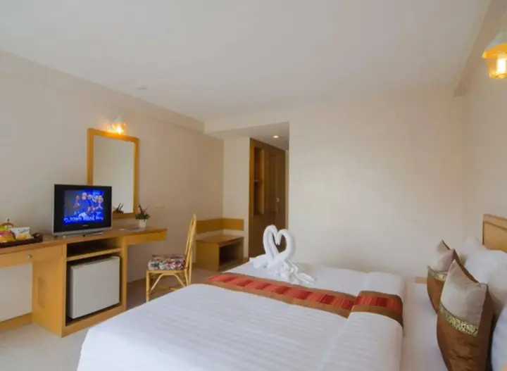 Паттайя: Eastiny Place Hotel