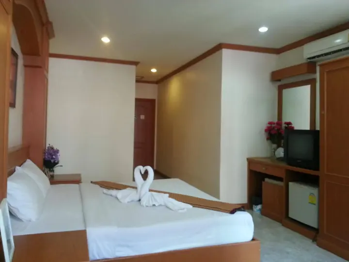 Кату: Presley Guesthouse Patong