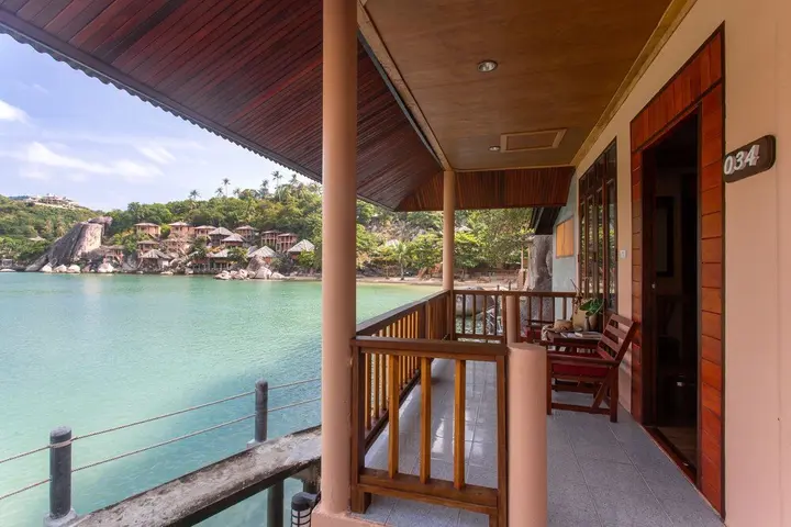 Остров Тау: Taatoh Resort & Freedom Beach Resort