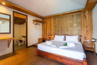 Остров Тау: Taatoh Resort & Freedom Beach Resort