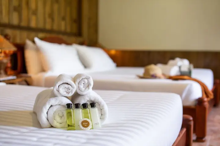 Остров Тау: Taatoh Resort & Freedom Beach Resort