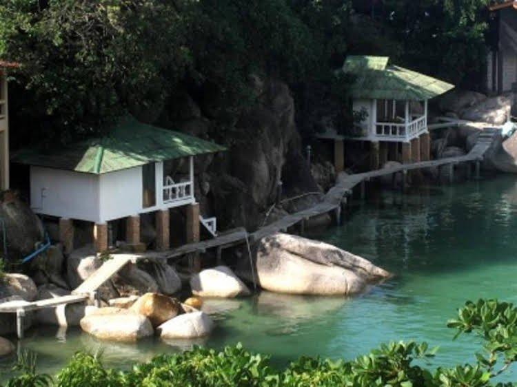 Остров Тау: Taatoh Resort & Freedom Beach Resort