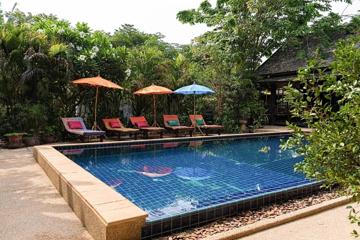 Ханг Донг: Little Village Chiang Mai