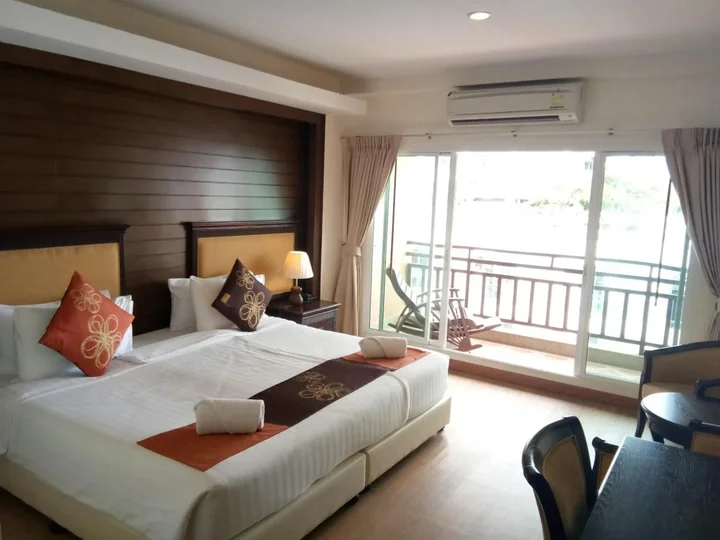 Паттайя: Seaside Jomtien Beach