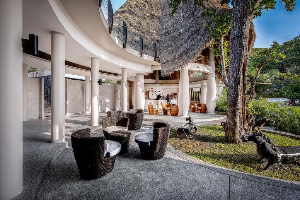 Остров Тау: Jamahkiri Resort & Spa