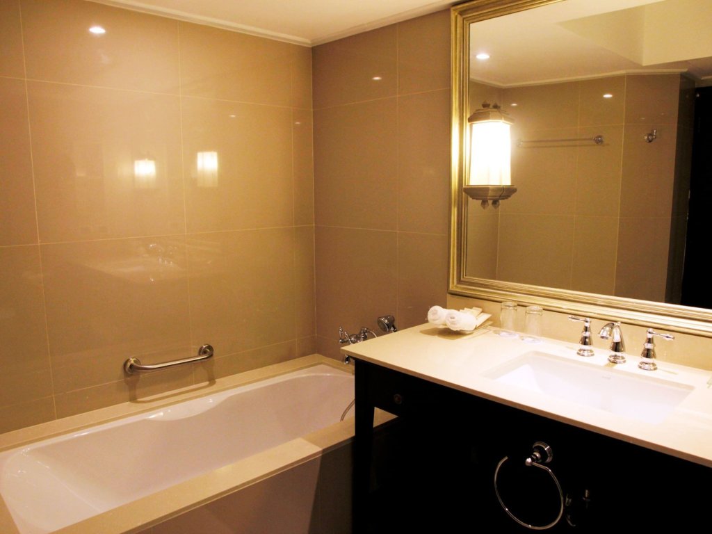 Чаам: Dusit Thani Hua Hin