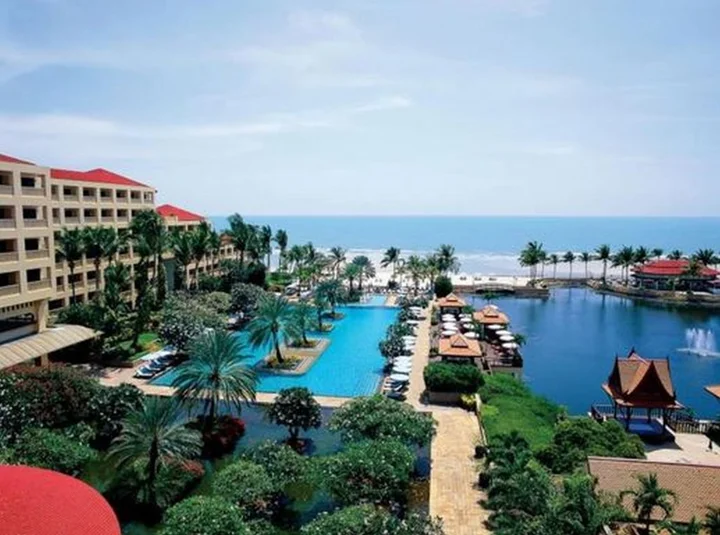 Чаам: Dusit Thani Hua Hin