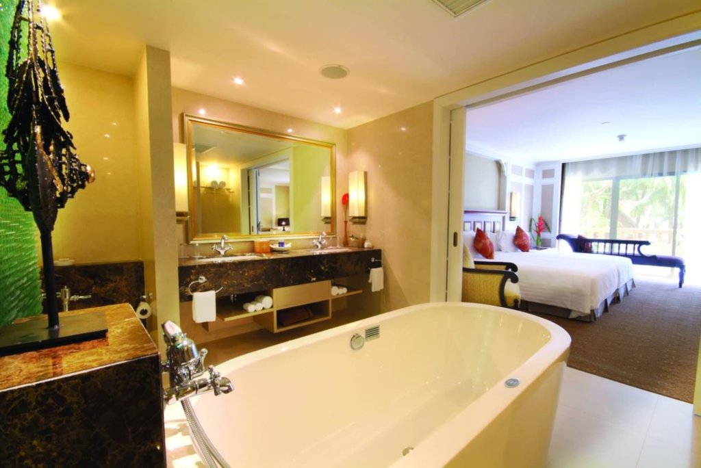 Чаам: Dusit Thani Hua Hin