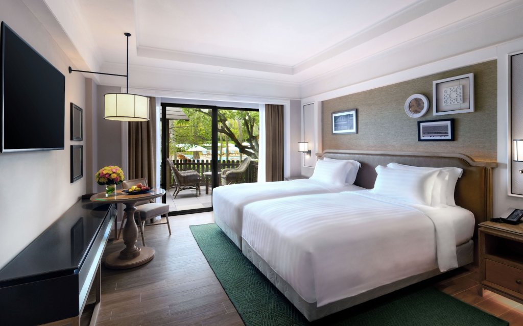 Чаам: Dusit Thani Hua Hin