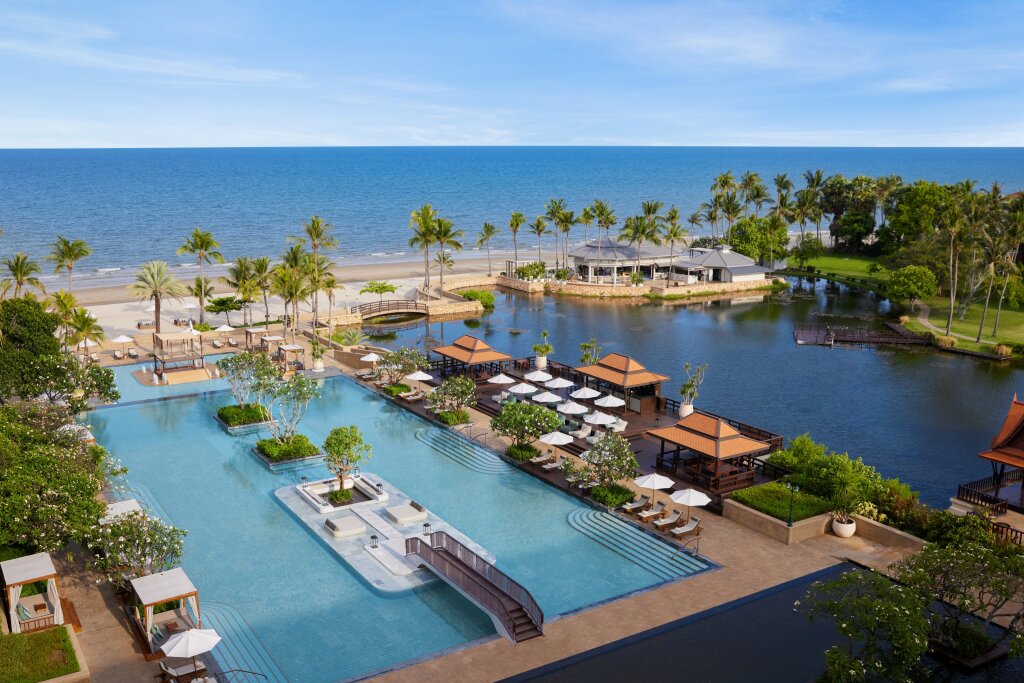 Чаам: Dusit Thani Hua Hin