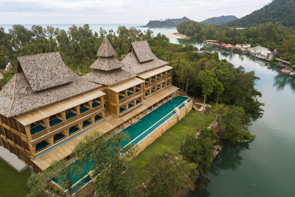 Ко Чанг: Курортный отель Santhiya Tree Koh Chang Resort