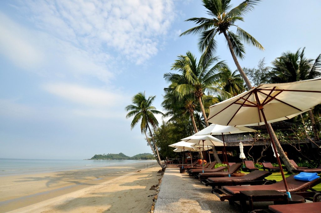 Ко Чанг: Курортный отель Santhiya Tree Koh Chang Resort
