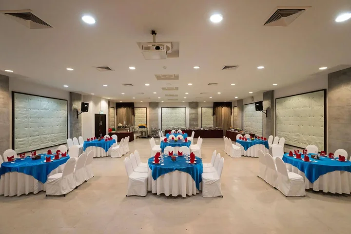 Бан-Лаэм: i Tara Resort & Spa