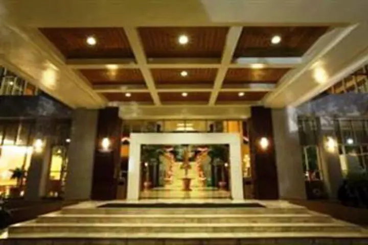 Сураттхани: Diamond Plaza Hotel Suratthani