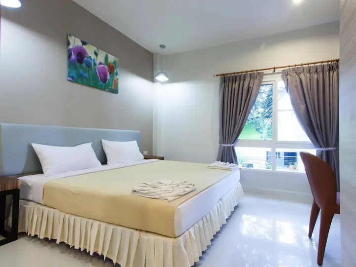 Муанг: Sandy House Rawai