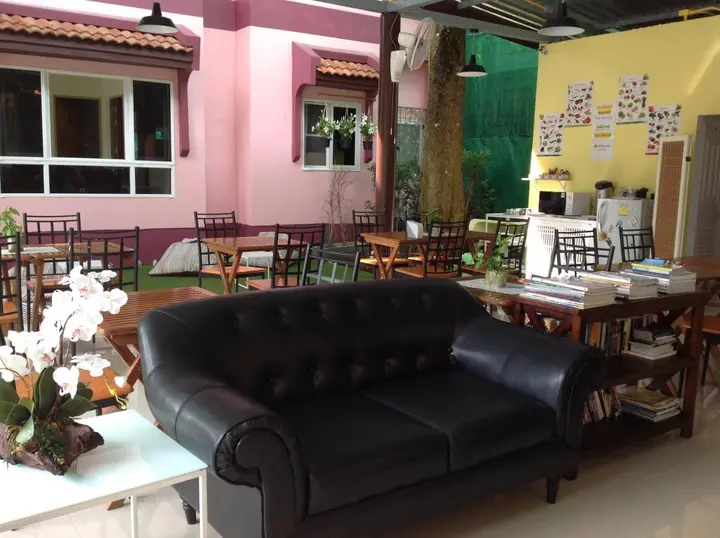 Муанг: Sandy House Rawai