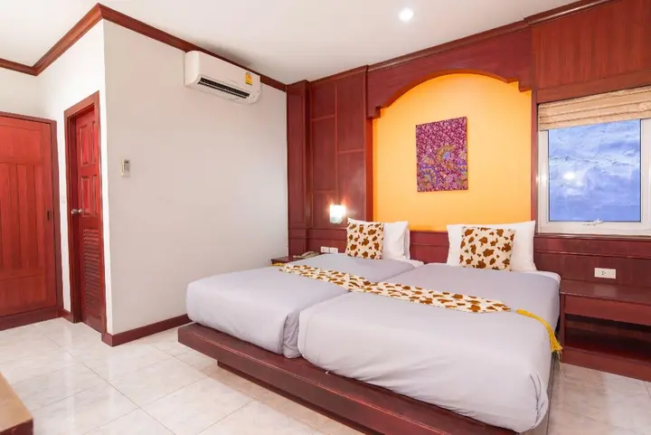 Кату: Forest Patong Hotel