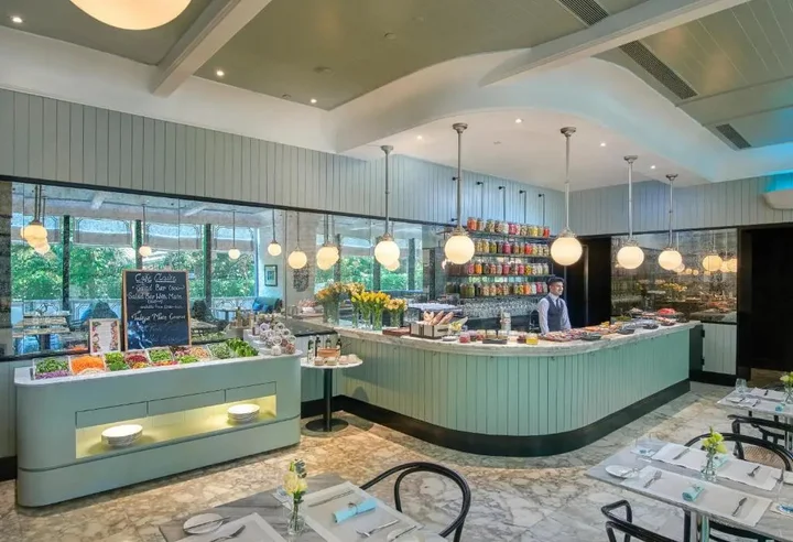 Бангкок: Отель Oriental Residence Bangkok