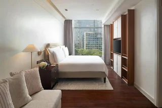 Бангкок: Отель Oriental Residence Bangkok