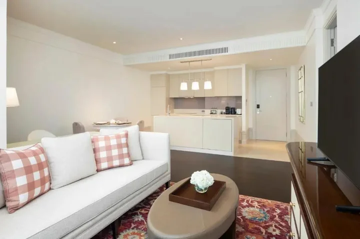 Бангкок: Отель Oriental Residence Bangkok