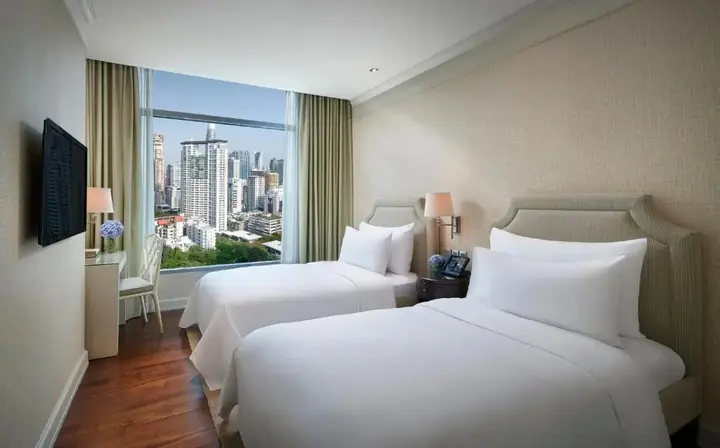 Бангкок: Отель Oriental Residence Bangkok