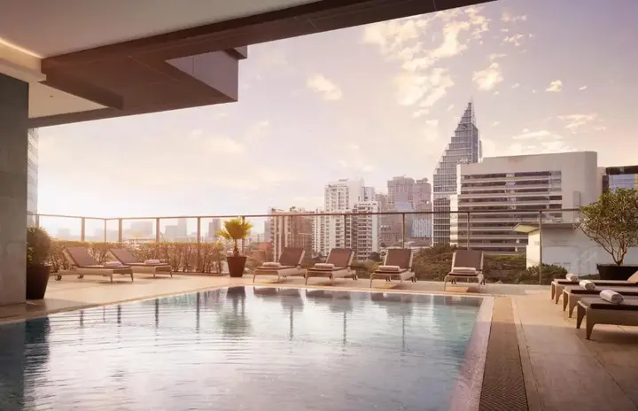 Бангкок: Отель Oriental Residence Bangkok