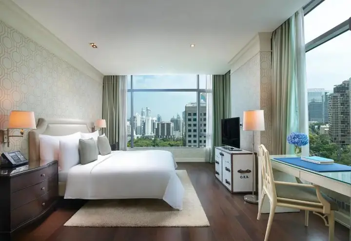 Бангкок: Отель Oriental Residence Bangkok