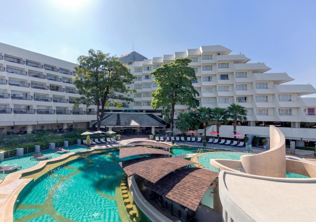 Пхукет: Andaman Embrace Patong