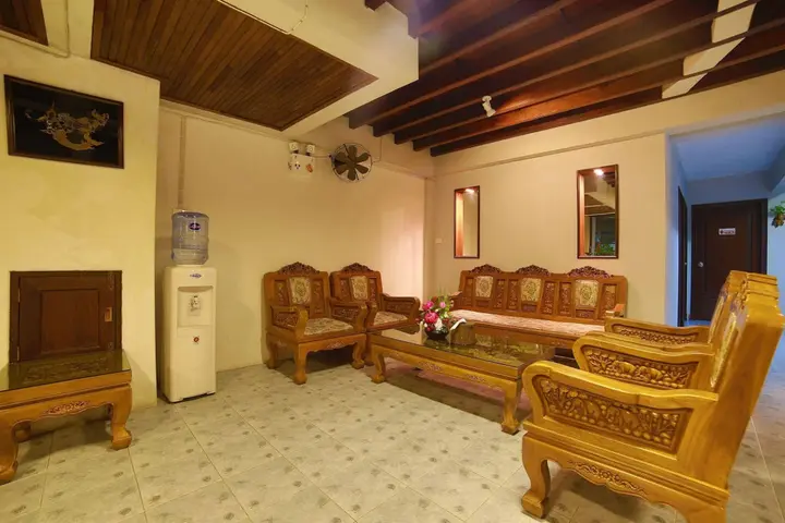 Кату: Relax Guesthouse