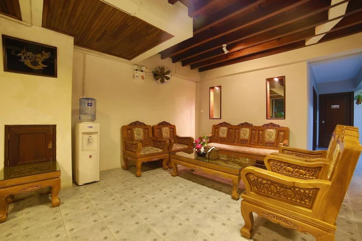 Кату: Relax Guesthouse