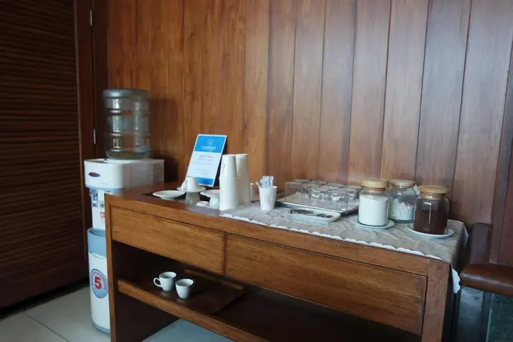 Сирача: Laemtong Service Apartment