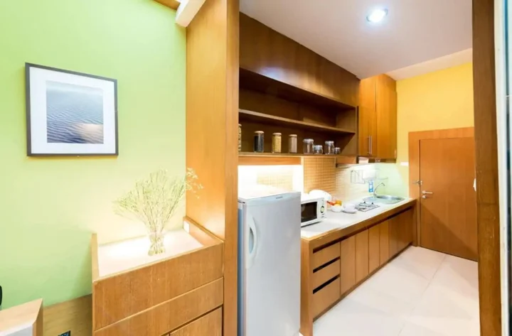 Сирача: Laemtong Service Apartment