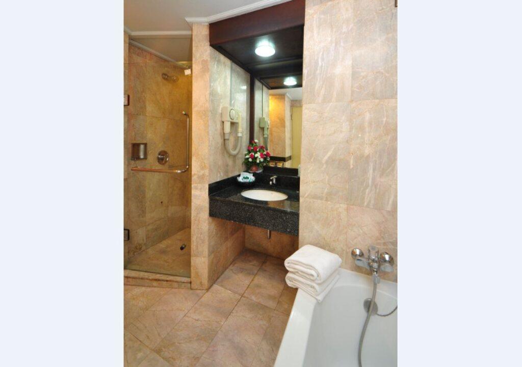 Хатъяй: BP Grand Suite Hotel