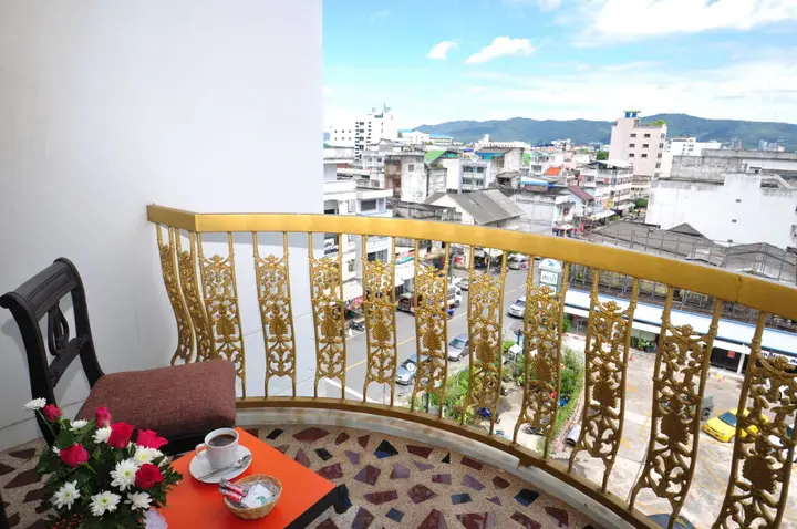 Хатъяй: BP Grand Suite Hotel
