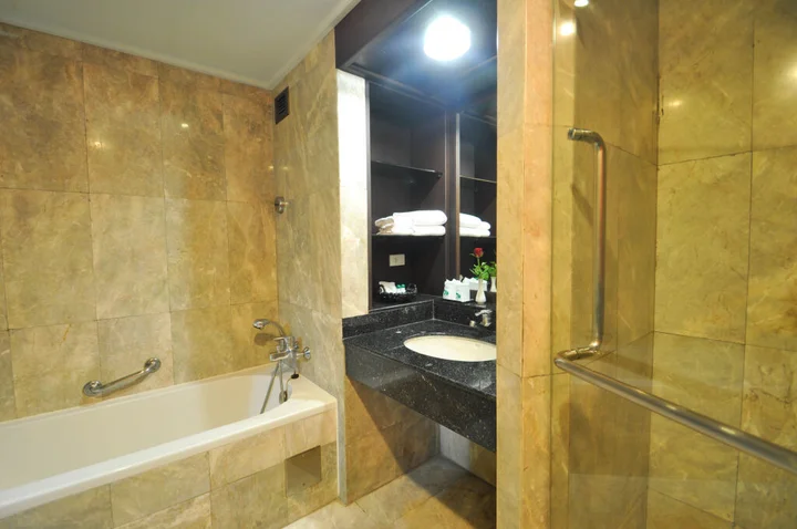 Хатъяй: BP Grand Suite Hotel