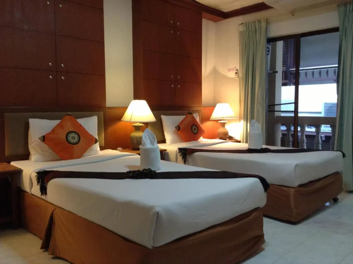 Кату: SEATEL Phuket Patong Beach
