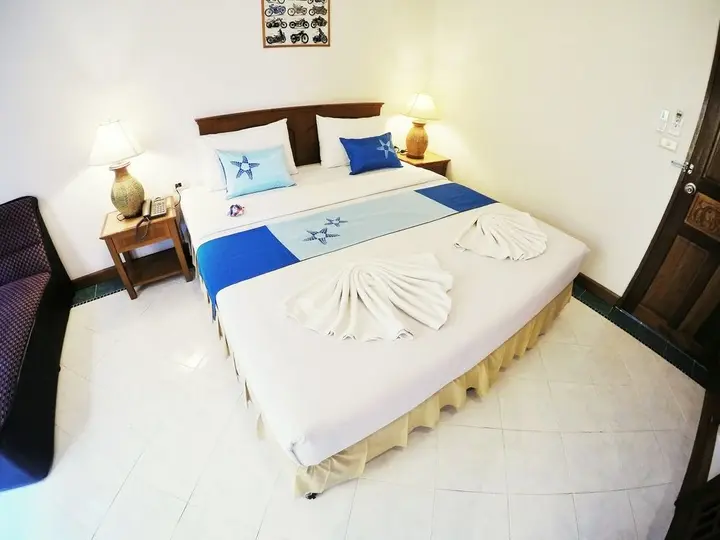 Пхукет: Отель Sea Front Home