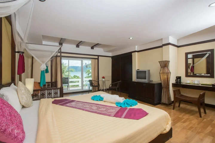 Кату: The Ocean Patong Hotel