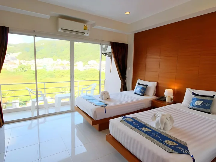 Кату: Good Nice Hotel Patong