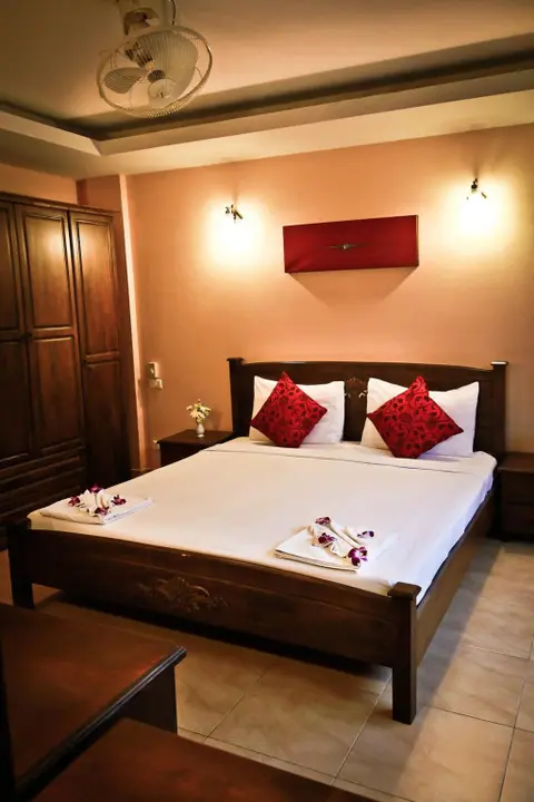 Кату: Star Guesthouse