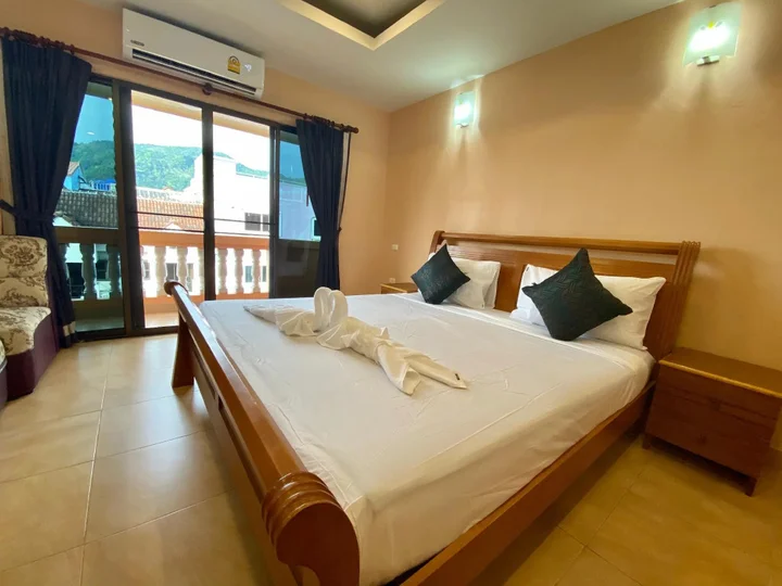 Кату: Star Guesthouse