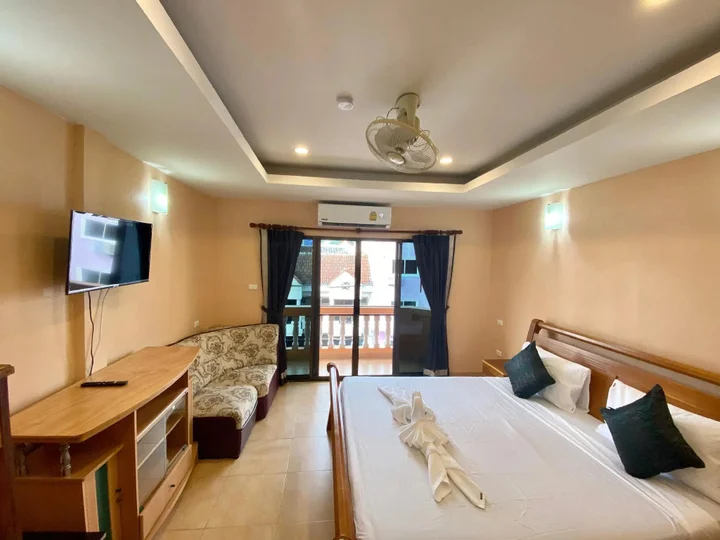 Кату: Star Guesthouse