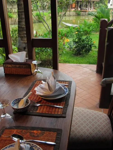 Нонтхабури: Dhabkwan Resort and Spa