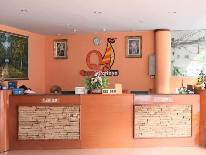 Паттайя: Queen Pattaya Hotel