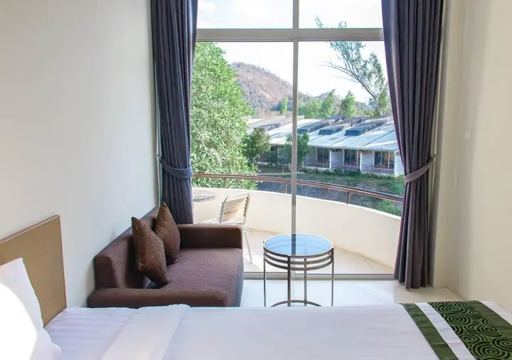 Нонг Нам Дэнг: The Piano Resort Khaoyai