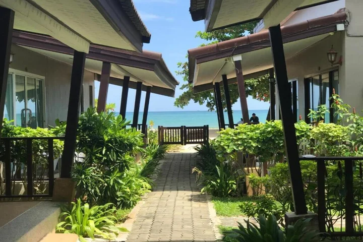 Тхаланг: Dang Sea Beach Bungalow