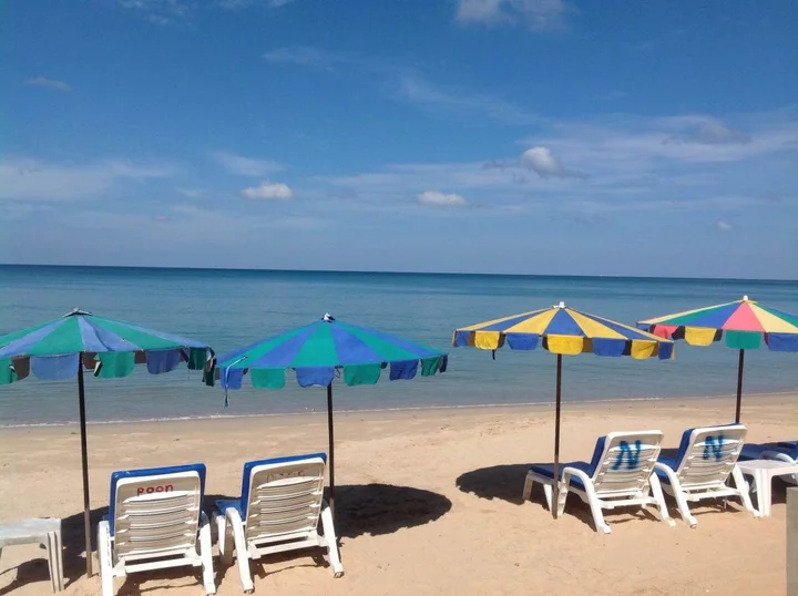Тхаланг: Ruan Mai Naiyang Beach Resort