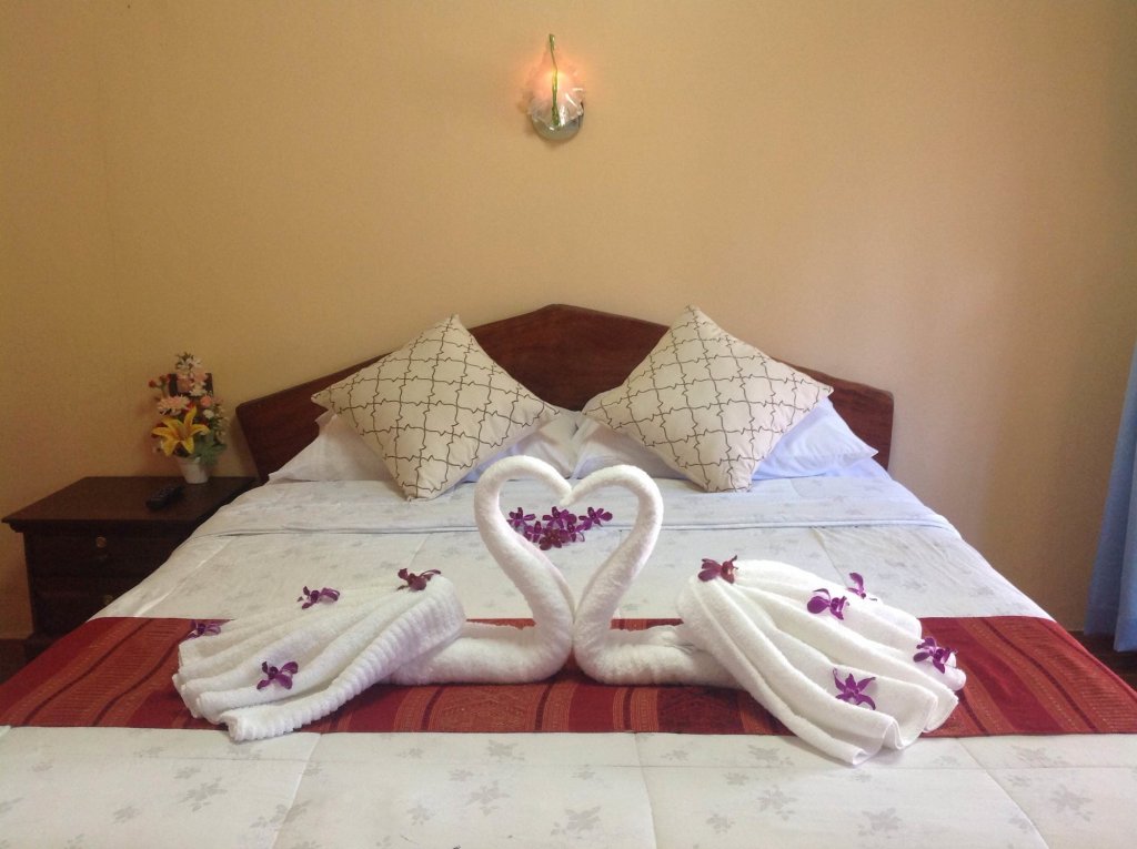 Тхаланг: Ruan Mai Naiyang Beach Resort