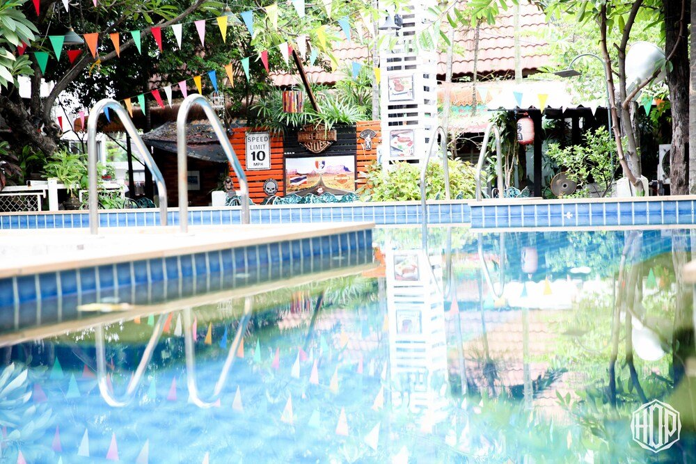 Бангкок: Rider Resort
