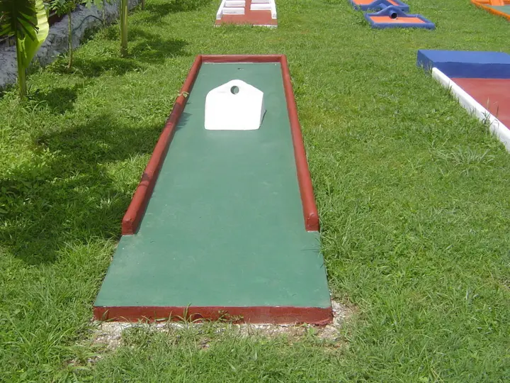 Варин-Чамрап: Mini Golf & Resort Ubon Ratchathani
